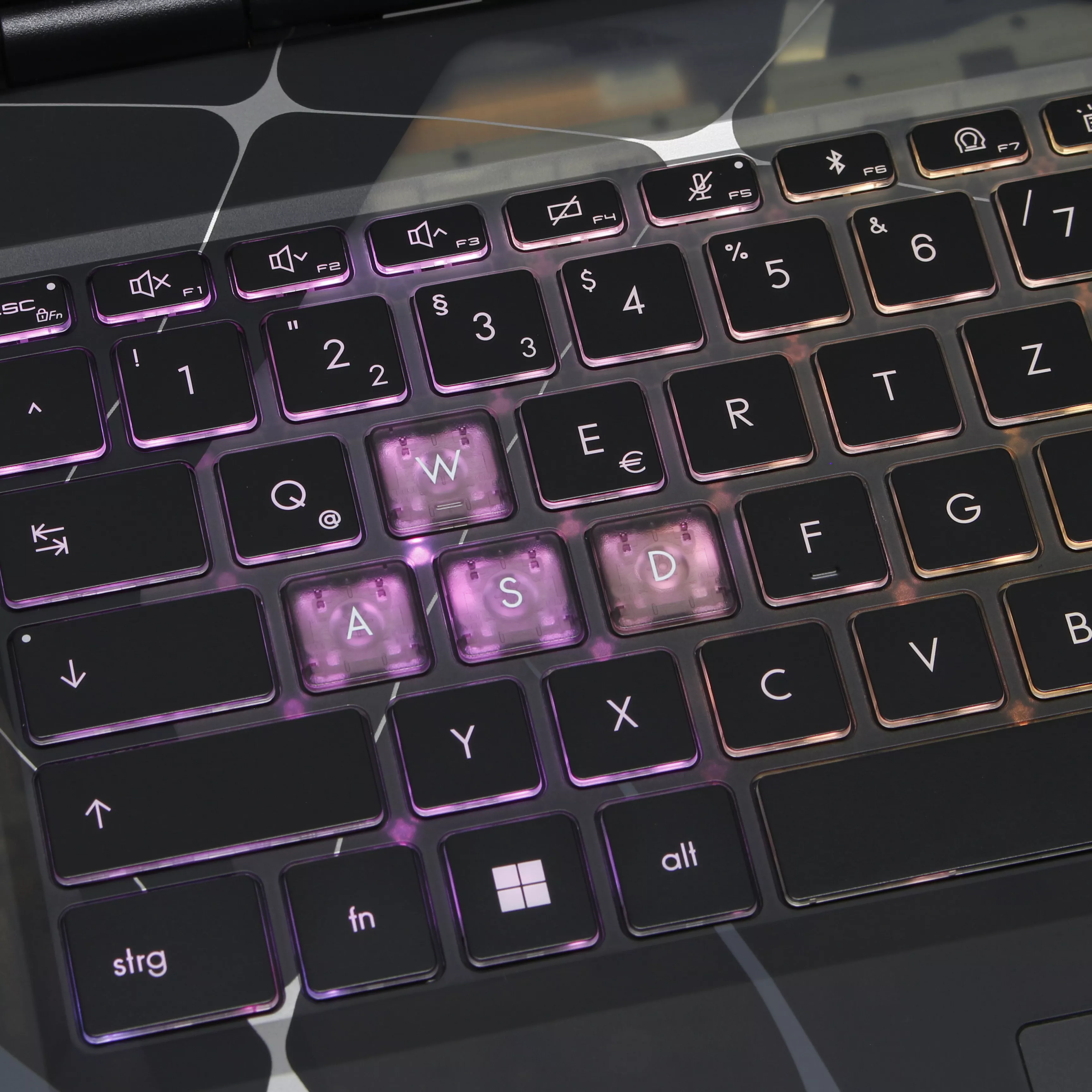 MSI Cyborg 15 B2RWEKG Gaming | 16GB DDR5 RAM | 512GB NVMe SSD | Intel Core 7 240H | 15.6" Full HD LED Display | NVIDIA GeForce RTX 5050 8GB | Windows 11 Pro | WLAN & Bluetooth | MS Office 2024