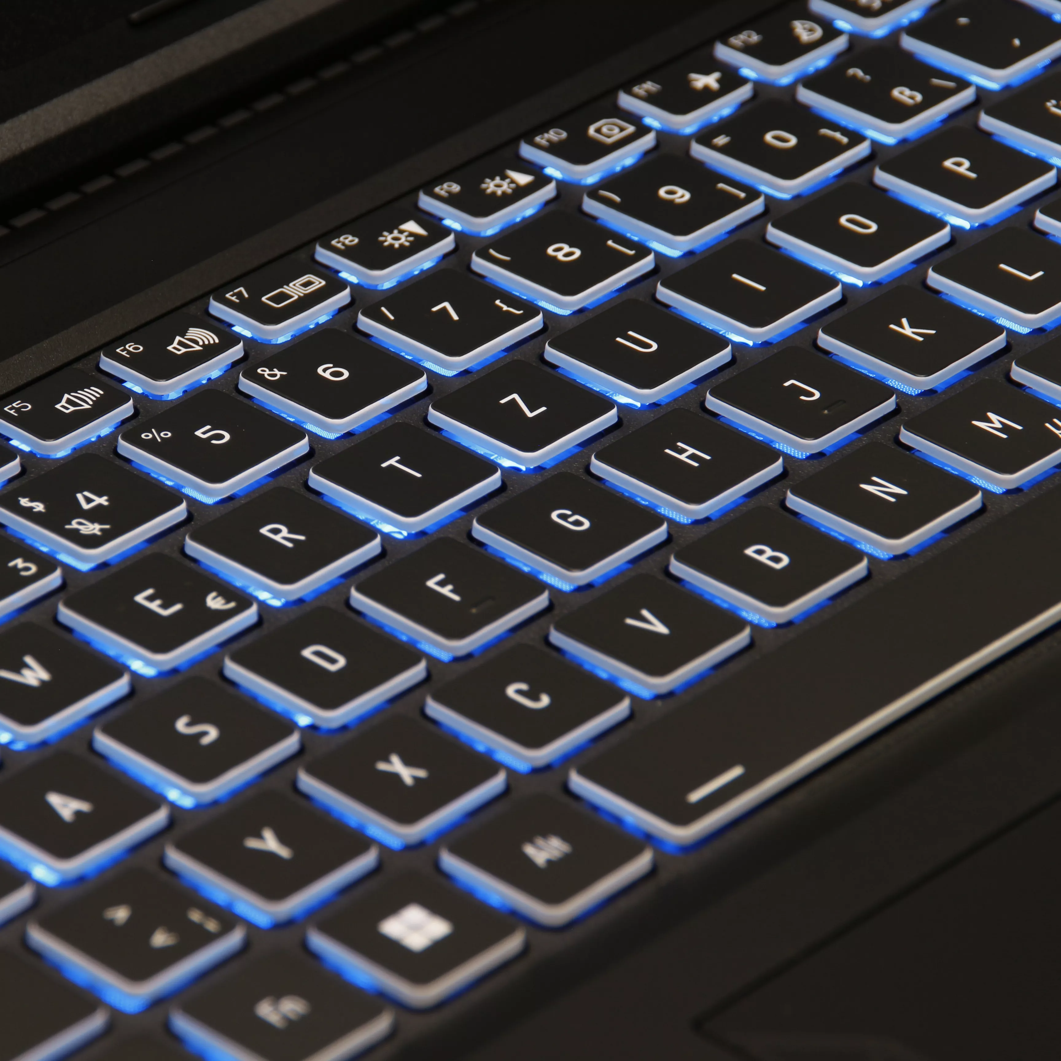 Gigabyte G6 Gaming | 32GB DDR5 RAM | 1TB NVMe SSD | Intel Core i7-13620H | 16" WUXGA 1920x1200 Display | Nvidia GeForce RTX 4050 6GB | Windows 11 Pro | WLAN & Bluetooth | MS Office 2024