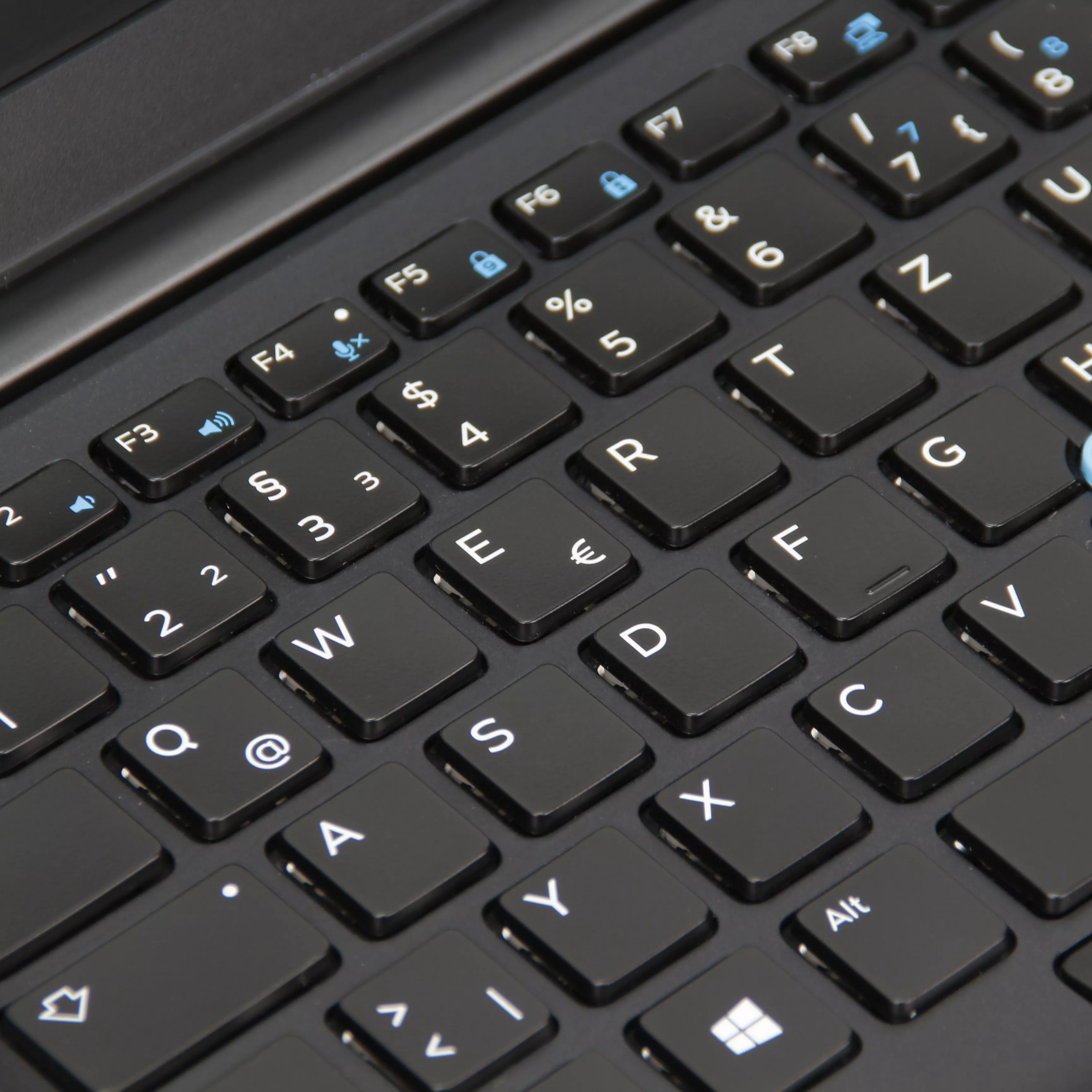 DELL Latitude 7490 Refurbished | 16GB RAM | 1TB NVMe SSD | Intel Core i5-8250U | 14" Full HD Display | Windows 11 Pro | WLAN & Bluetooth | MS Office 2024 DELL Latitude 7490 Refurbished | 16GB RAM | 1TB NVMe SSD | Intel Core i5-8250U | 14" Full HD Display | Windows 11 Pro | WLAN & Bluetooth | MS Office 2024